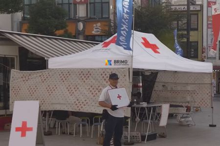 Zusammenklappbares Sanitätszelt